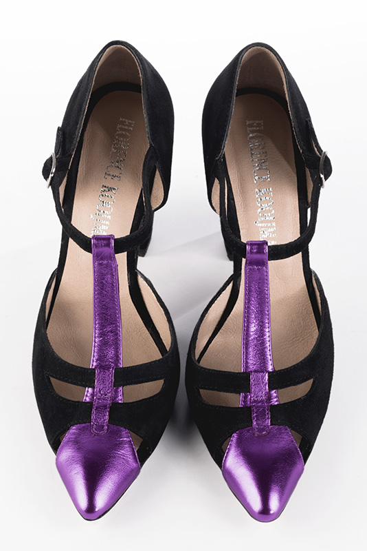 Chaussure femme à brides : Salomé côtés ouverts couleur violet outremer et noir mat. Bout effilé. Talon très haut bottier. Vue du dessus - Florence KOOIJMAN