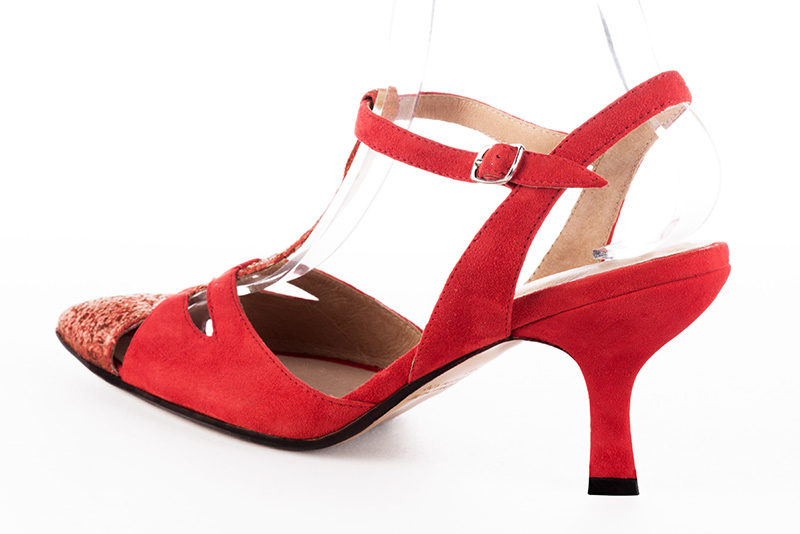 Chaussure femme à brides : Salomé ouverte à l'arrière couleur rouge coquelicot. Bout effilé. Talon haut bobine. Vue arrière - Florence KOOIJMAN