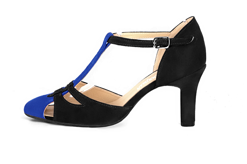 Chaussure femme à brides : Salomé côtés ouverts couleur bleu électrique et noir mat. Bout rond. Talon haut trotteur. Vue de profil - Florence KOOIJMAN