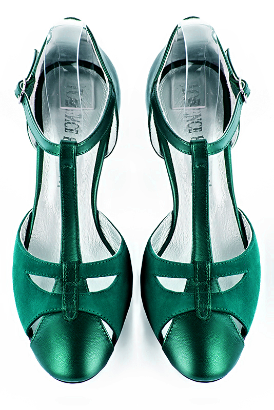 Chaussure femme à brides : Salomé côtés ouverts couleur vert émeraude. Bout rond. Talon mi-haut fin. Vue du dessus - Florence KOOIJMAN