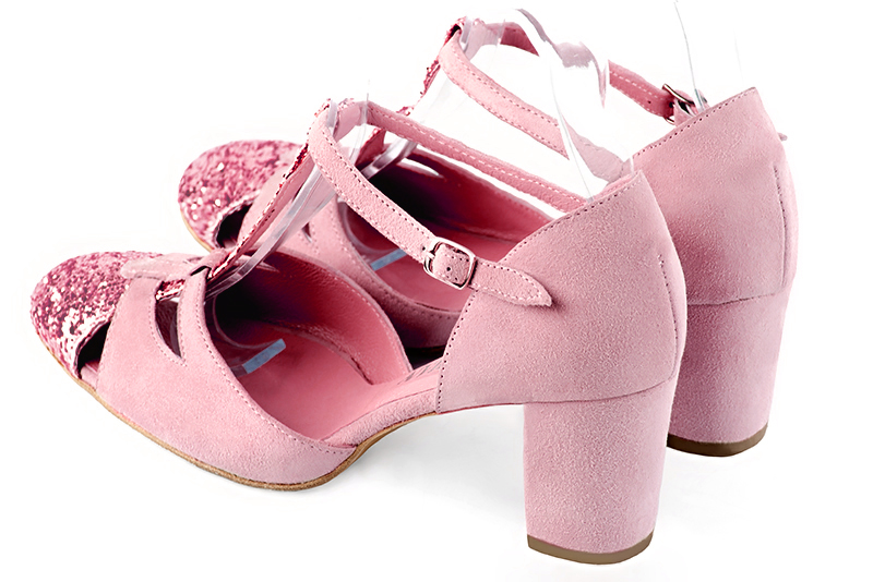 Chaussure femme à brides : Salomé côtés ouverts couleur rose camélia. Bout rond. Talon mi-haut bottier. Vue arrière - Florence KOOIJMAN