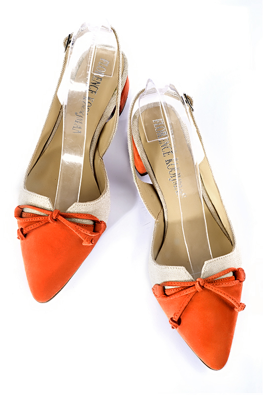 Chaussure femme à brides :  couleur orange clémentine et beige naturel. Bout effilé. Petit talon évasé. Vue du dessus - Florence KOOIJMAN
