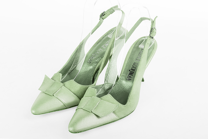 Chaussure femme à brides :  couleur vert pastel. Bout effilé. Talon haut bobine Vue avant - Florence KOOIJMAN