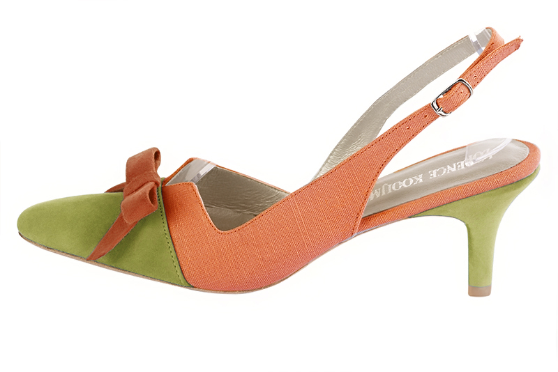 Chaussure femme à brides :  couleur vert pistache et orange pêche. Bout effilé. Talon mi-haut fin. Vue de profil - Florence KOOIJMAN