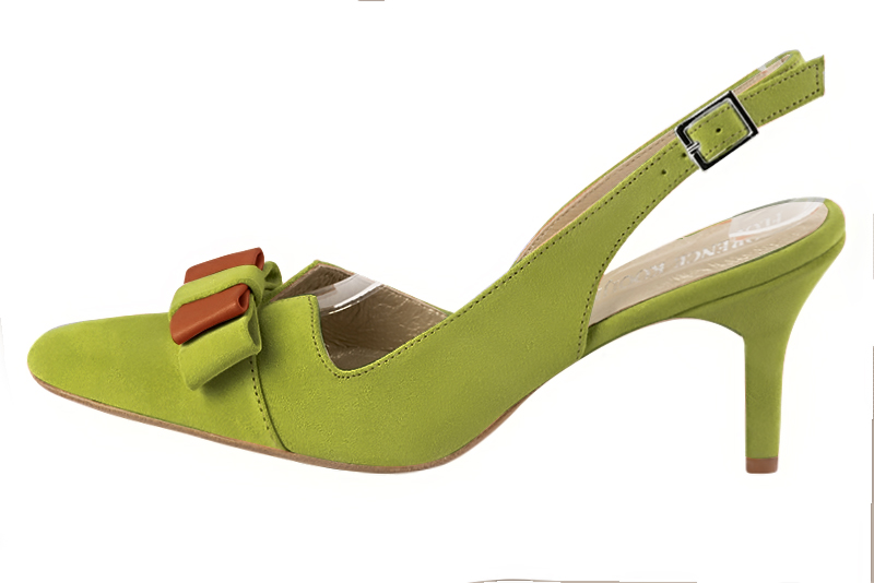 Chaussure femme à brides :  couleur vert pistache. Bout effilé. Talon haut fin. Vue de profil - Florence KOOIJMAN