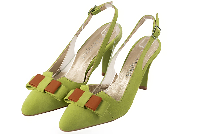 Chaussure femme à brides :  couleur vert pistache. Bout effilé. Talon haut fin Vue avant - Florence KOOIJMAN