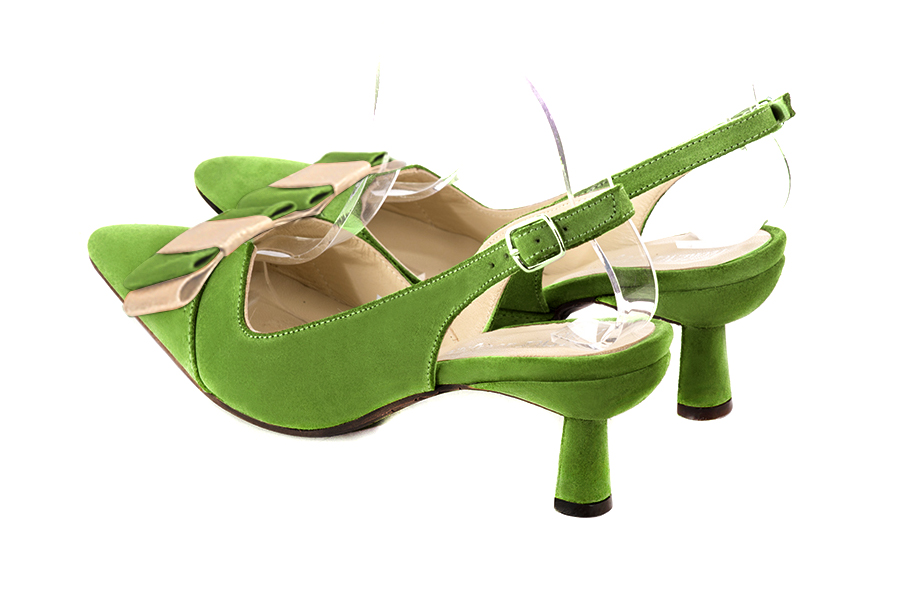 Chaussure femme à brides :  couleur vert anis et or doré. Bout effilé. Talon mi-haut bobine. Vue arrière - Florence KOOIJMAN
