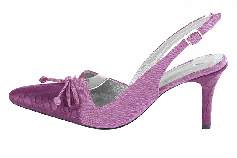 Chaussure femme à brides :  couleur violet mauve. Bout effilé. Talon haut fin. Vue de profil - Florence KOOIJMAN