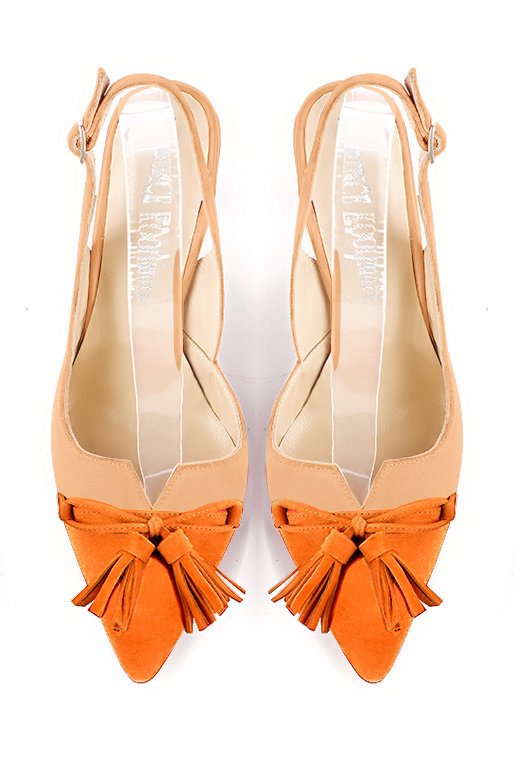 Chaussure femme à brides :  couleur orange abricot. Bout effilé. Talon mi-haut fin. Vue du dessus - Florence KOOIJMAN