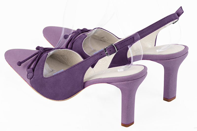 Chaussure femme à brides :  couleur violet améthyste. Bout effilé. Talon haut fin. Vue arrière - Florence KOOIJMAN