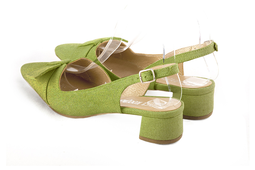 Chaussure femme à brides :  couleur vert anis. Bout effilé. Petit talon évasé. Vue arrière - Florence KOOIJMAN