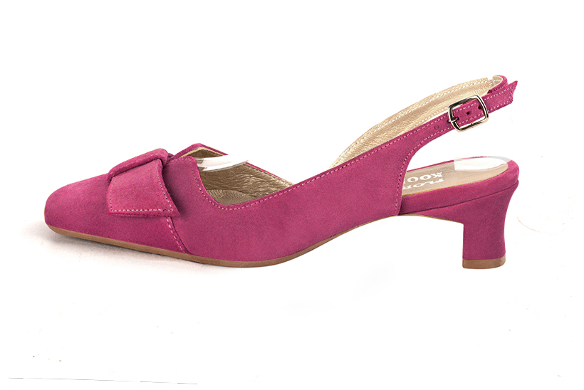 Chaussure femme à brides :  couleur rose fuchsia. Bout carré. Petit talon trotteur. Vue de profil - Florence KOOIJMAN