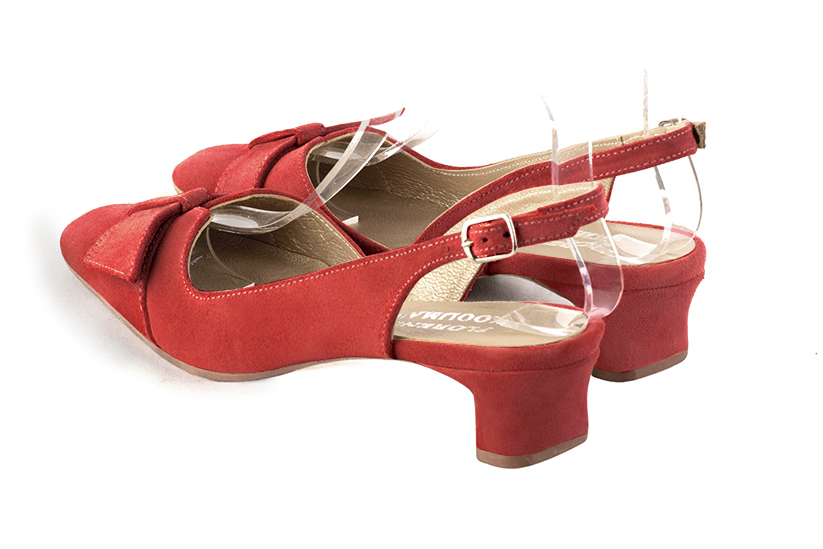 Chaussure femme à brides :  couleur rouge coquelicot. Bout carré. Petit talon trotteur. Vue arrière - Florence KOOIJMAN