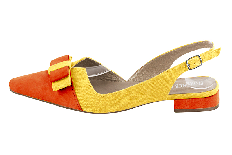 Chaussure femme à brides :  couleur orange clémentine et jaune soleil. Bout effilé. Talon plat bottier. Vue de profil - Florence KOOIJMAN