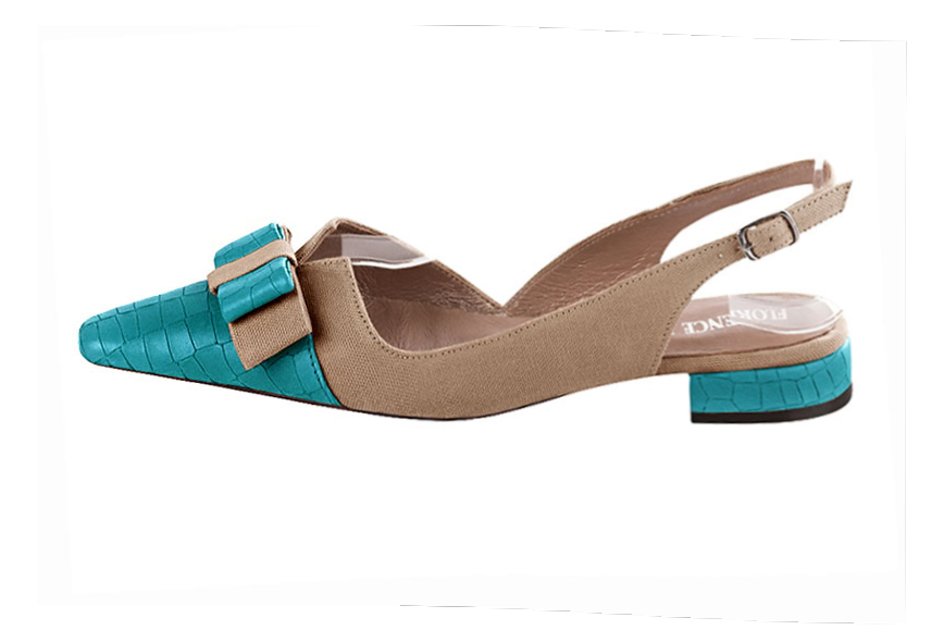 Chaussure femme à brides :  couleur bleu turquoise et beige sahara. Bout effilé. Talon plat bottier. Vue de profil - Florence KOOIJMAN