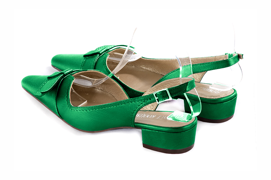 Chaussure femme à brides :  couleur vert émeraude. Bout effilé. Petit talon bottier. Vue arrière - Florence KOOIJMAN