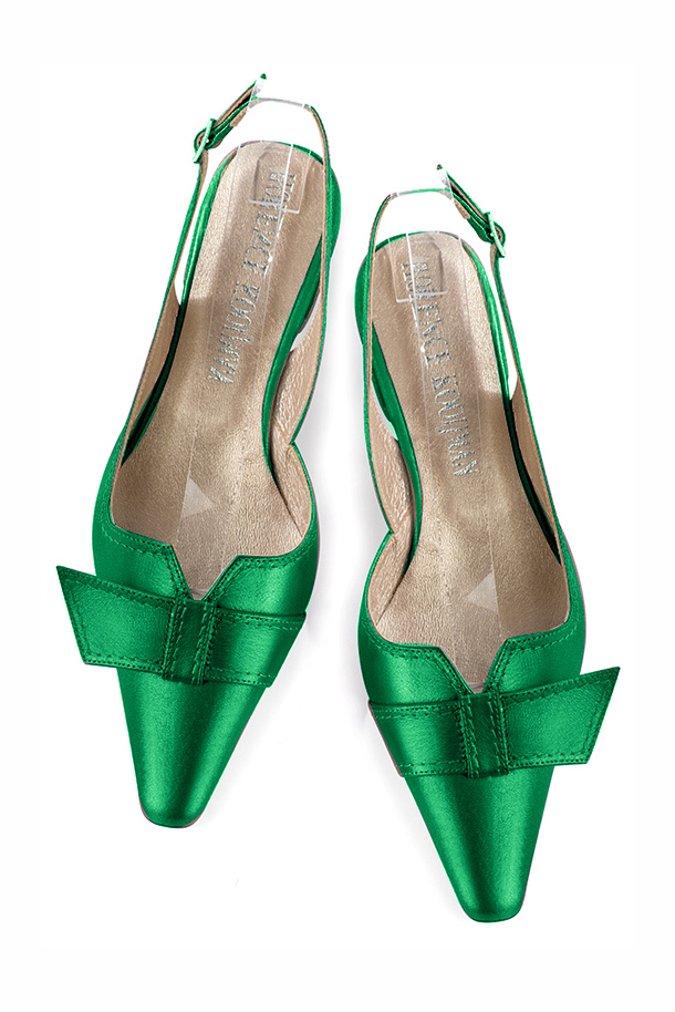 Chaussure femme à brides :  couleur vert émeraude. Bout effilé. Petit talon bottier. Vue du dessus - Florence KOOIJMAN