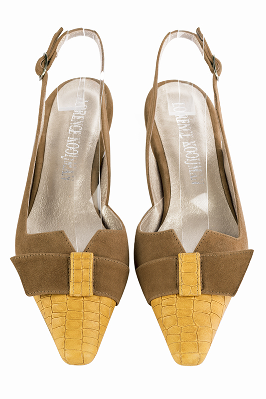 Chaussure femme à brides :  couleur jaune ocre et marron caramel. Bout effilé. Petit talon bottier. Vue du dessus - Florence KOOIJMAN