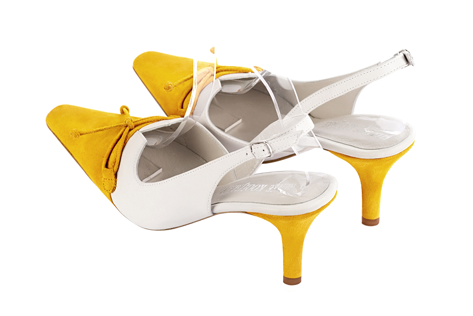 Escarpins nœud habillés bride arrière cuir jaune et blanc pur à talon fin de 7.5 cm et bout effilé - Vue arrière
