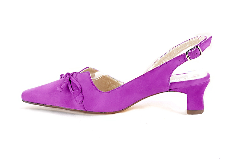 Chaussure femme à brides :  couleur violet mauve. Bout effilé. Petit talon trotteur. Vue de profil - Florence KOOIJMAN