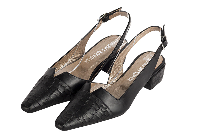 Chaussure femme à brides :  couleur noir satiné. Bout effilé. Petit talon bottier Vue avant - Florence KOOIJMAN