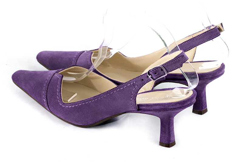 Chaussure femme à brides :  couleur violet améthyste. Bout effilé. Talon mi-haut bobine. Vue arrière - Florence KOOIJMAN