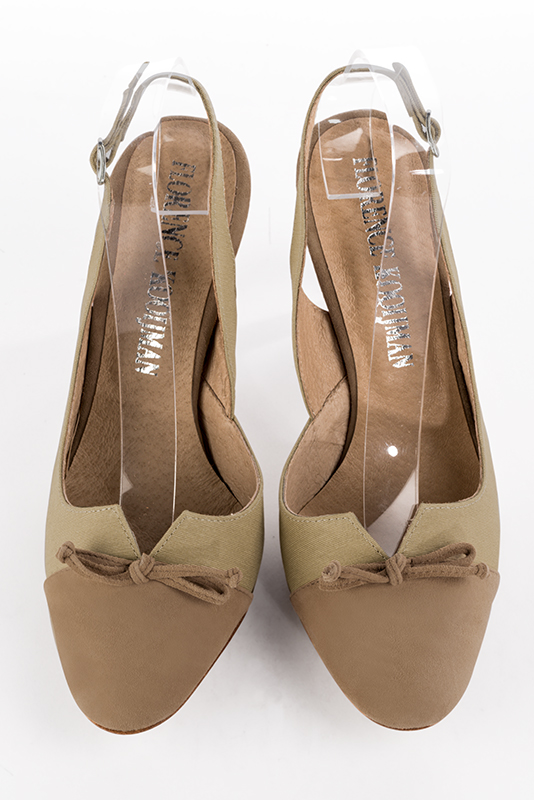 Chaussure femme à brides :  couleur beige sahara. Bout rond. Talon très haut fin. Vue du dessus - Florence KOOIJMAN