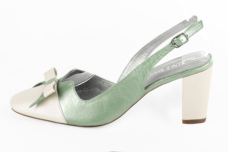 Chaussure femme à brides :  couleur blanc cassé et vert pastel. Bout rond. Talon haut bottier. Vue de profil - Florence KOOIJMAN