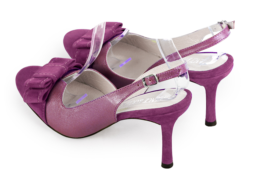 Chaussure femme à brides :  couleur violet myrtille. Bout rond. Talon haut fin. Vue arrière - Florence KOOIJMAN