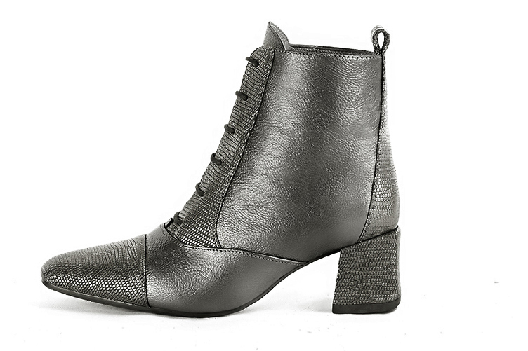 Boots femme : Bottines lacets à l'avant couleur gris acier. Bout carré. Talon mi-haut bottier. Vue de profil - Florence KOOIJMAN