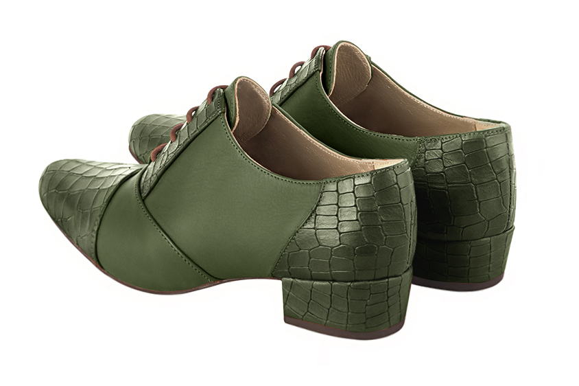 Chaussure femme à lacets : Derby élégant et raffiné couleur vert bouteille. Bout rond. Petit talon bottier. Vue arrière - Florence KOOIJMAN