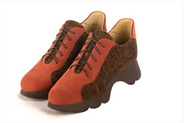 Chaussure femme à lacets : Derby sport couleur orange corail. Vue avant - Florence KOOIJMAN