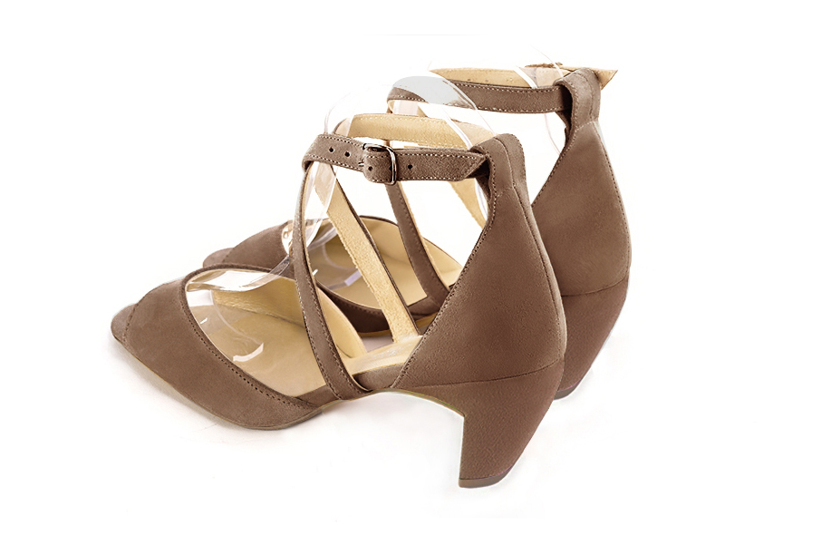 Sandales habillées femme brides croisées arrière fermé cuir marron chocolat à talon virgule de 5.5 cm et bout carré - Vue arrière
