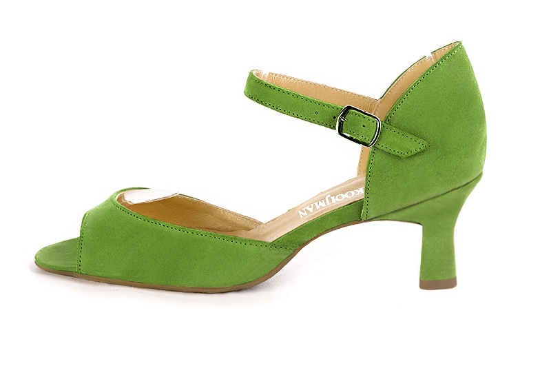 Sandale femme : Sandale soirées et cérémonies couleur vert anis. Bout carré. Talon mi-haut bobine. Vue de profil - Florence KOOIJMAN