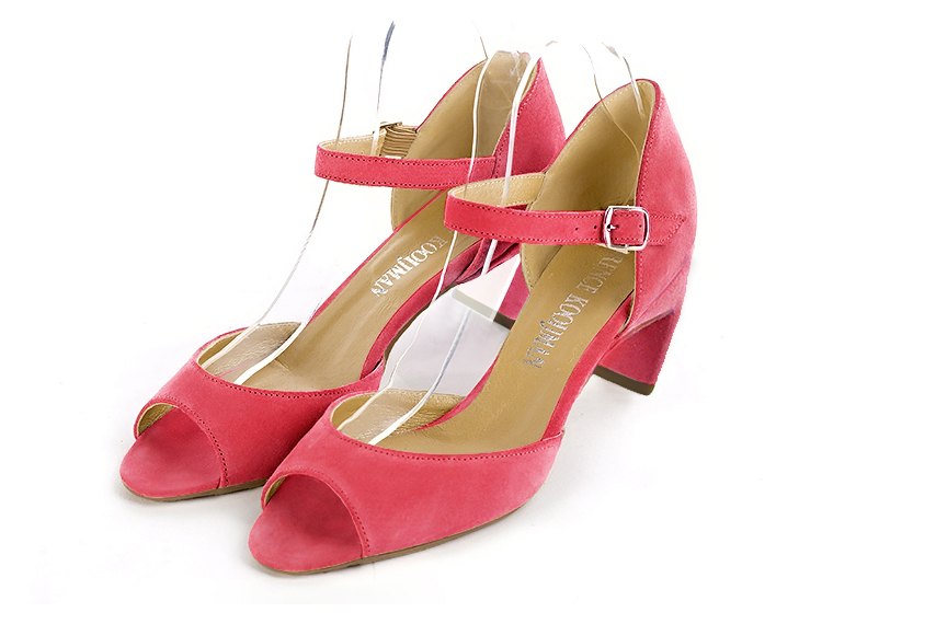 Sandales élégantes et raffinées pour soirées et cérémonies, coloris rose camélia. Bout carré. Mi-haut à haut. Talon virgule. Cérémonie, soirée, cocktail, évènementiel. Personnalisation : Choix des cuirs, 
                des couleurs et des talons. Petites et grandes pointures. - Florence KOOIJMAN