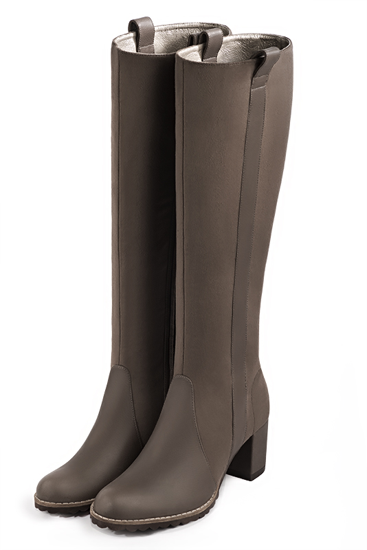 Bottes femme cavalières élégantes et raffinées, réalisées sur mesure, coloris marron taupe et beige mastic. Bout rond. Mi-haut à haut. Talon bottier. Mollets fins ou larges. Personnalisation : Choix des cuirs, des couleurs et des talons. - Florence KOOIJMAN