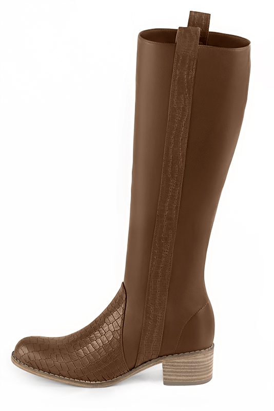 Bottes femme cavalières élégantes et raffinées, réalisées sur mesure, coloris marron caramel. Bout rond. Semelle cuir mi-haut. Mollets fins ou larges. Personnalisation : Choix des cuirs, des couleurs et des talons. - Florence KOOIJMAN