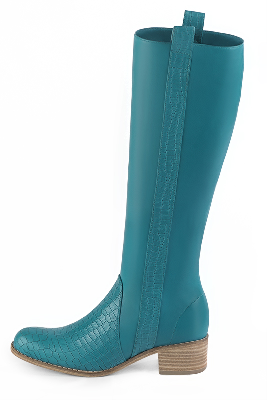 Bottes femme cavalières élégantes et raffinées, réalisées sur mesure, coloris bleu turquoise. Bout rond. Semelle cuir mi-haut. Mollets fins ou larges. Personnalisation : Choix des cuirs, des couleurs et des talons. - Florence KOOIJMAN