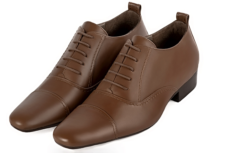 Chaussures homme à lacets type derbies ou richelieux :  couleur marron caramel. Semelle cuir talon plat. Bout rond - Florence KOOIJMAN