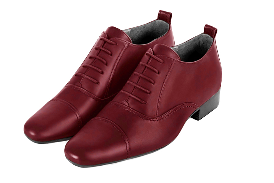 Chaussure femme à lacets :  couleur rouge bordeaux. Bout rond. Semelle cuir talon plat Vue avant - Florence KOOIJMAN