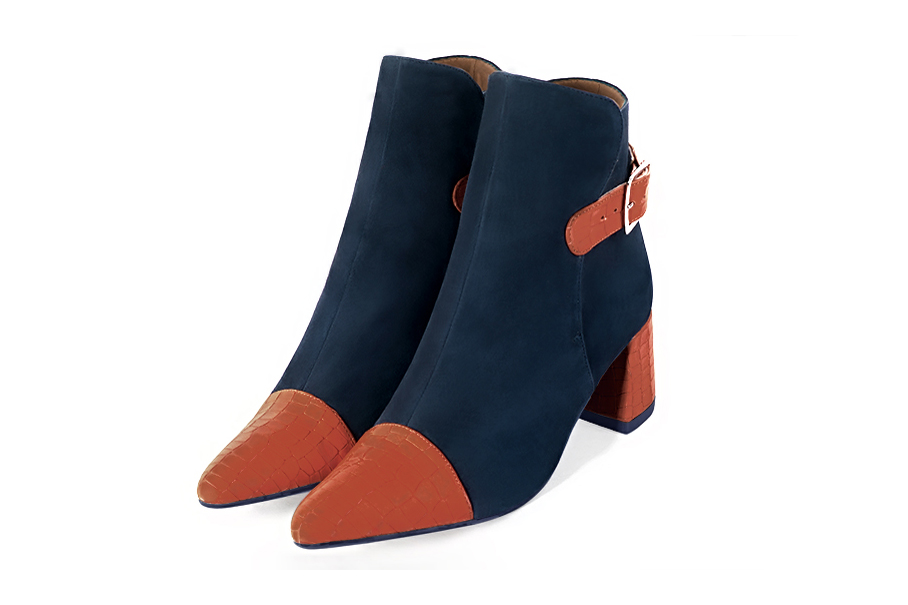 Boots femme : Boots avec des boucles à l'arrière couleur orange corail et bleu marine. Bout effilé. Talon mi-haut évasé Vue avant - Florence KOOIJMAN