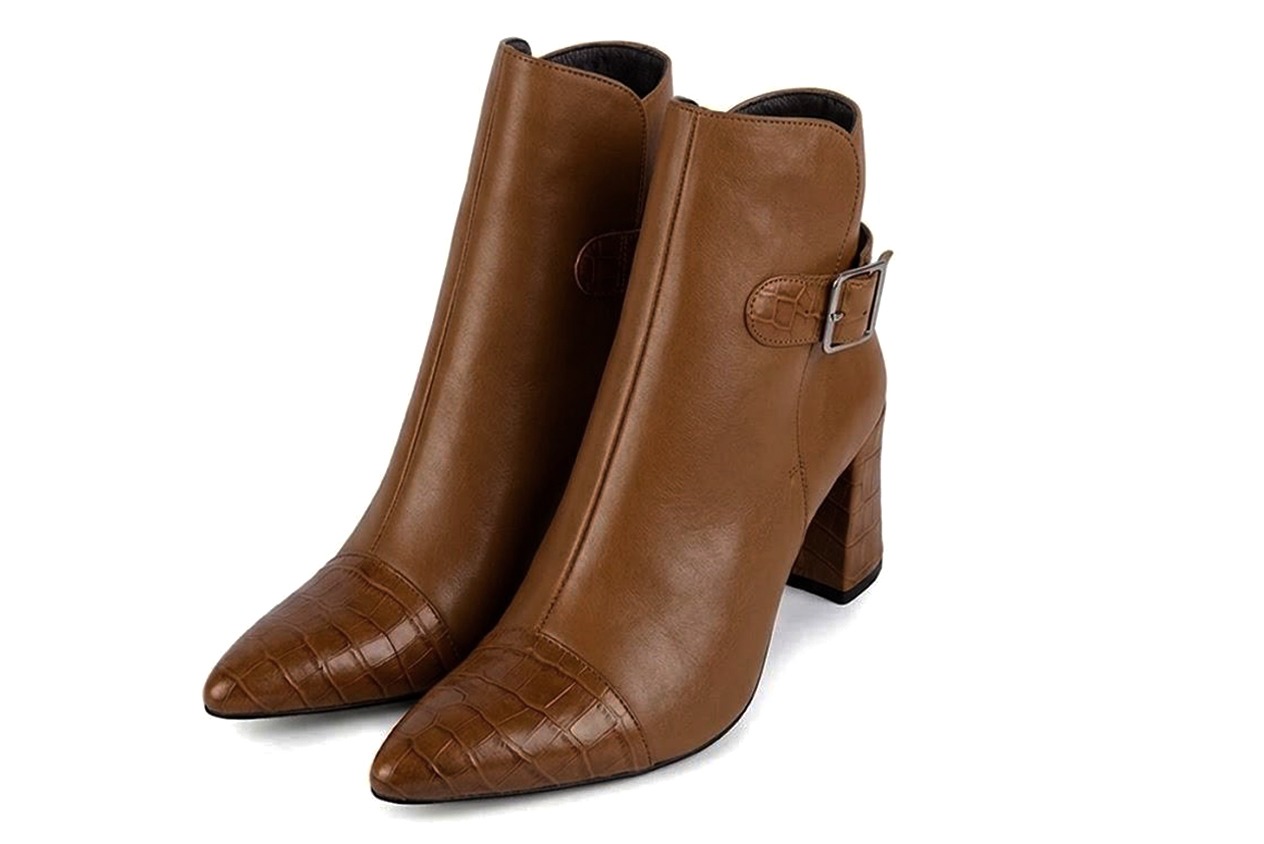 Bottines bride boucle sur l'arrière pour femme en cuir cognac avec bout effilé et talon évasé de 6.5 cm - Vue avant