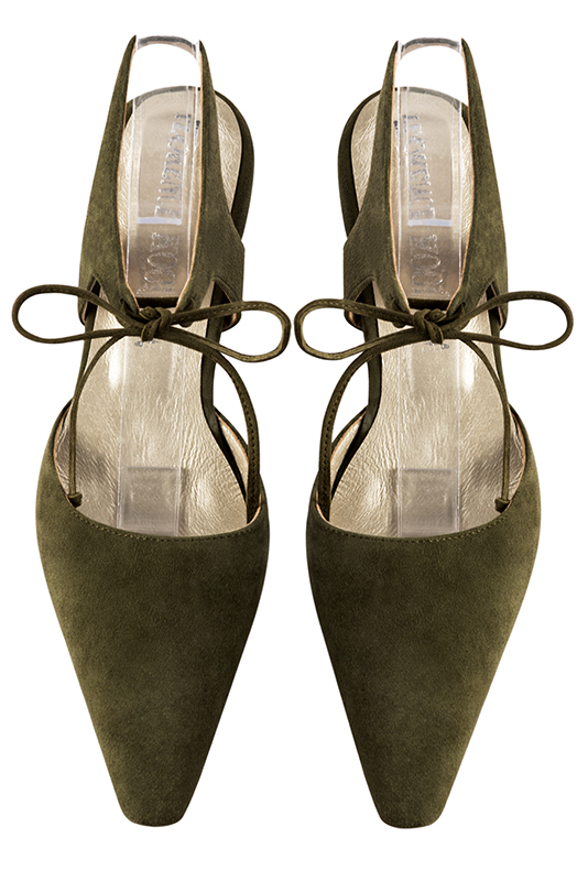 Chaussure femme à brides : Chaussure arrière ouvert avec une bride sur le cou-de-pied couleur vert kaki. Bout effilé. Talon mi-haut bobine. Vue du dessus - Florence KOOIJMAN