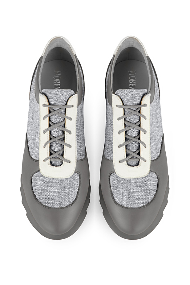 Basket femme habillée gris cendre et blanc cassé, Sneaker urbain tricolore