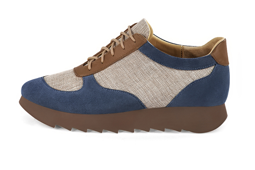 Basket femme habillée : Sneaker urbain tricolore couleur bleu denim, beige naturel et marron caramel. Semelle épaisse. Doublure cuir. Vue de profil - Florence KOOIJMAN