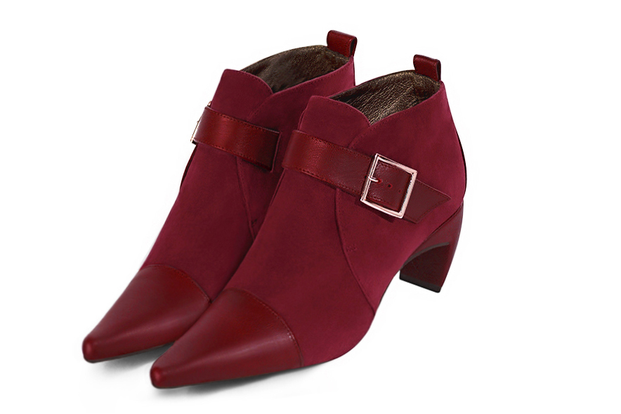 Basket femme habillée :  couleur rouge bordeaux. Semelle fine. Doublure cuir Vue avant - Florence KOOIJMAN