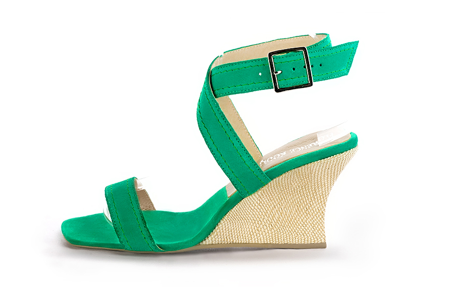 Sandales habillées femme brides croisées cuir vert émeraude à talon compensé de 8.5 cm et bout carré - Vue de profil