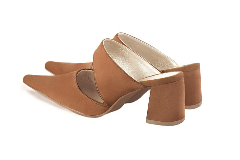 Mules sabot femme beige camel. Bout pointu. Talon évasé de 6 cm - Vue arrière