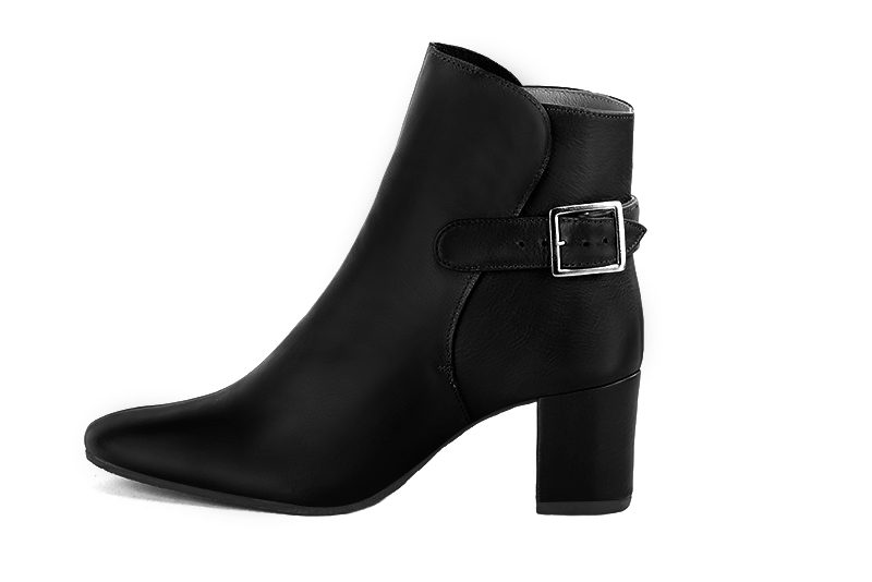 Boots femme : Boots avec des boucles à l'arrière couleur noir satiné. Bout rond. Talon mi-haut bottier. Vue de profil - Florence KOOIJMAN