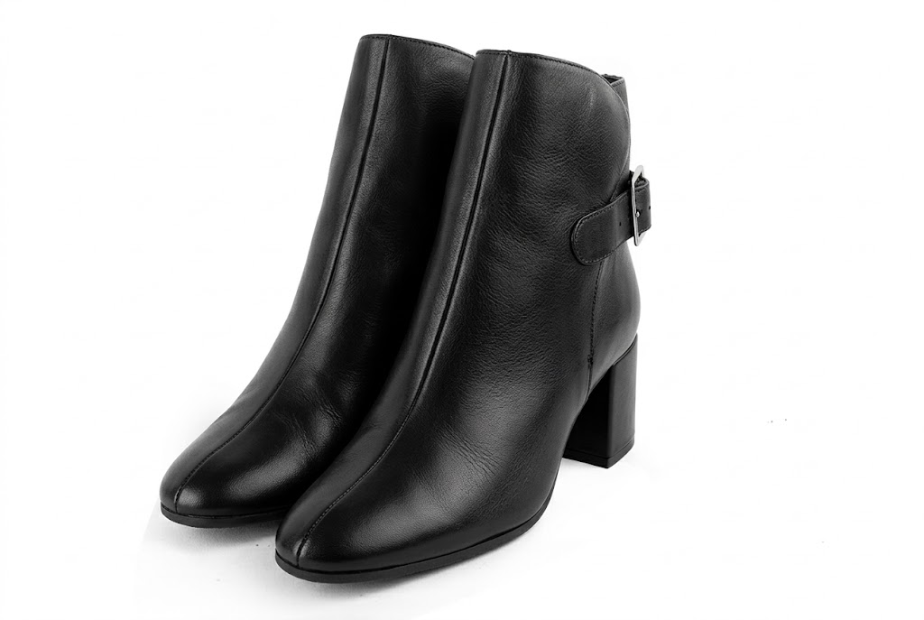 Bottines bride boucle sur l'arrière pour femme en cuir noir avec bout rond et talon bottier de 5.5 cm - Vue avant